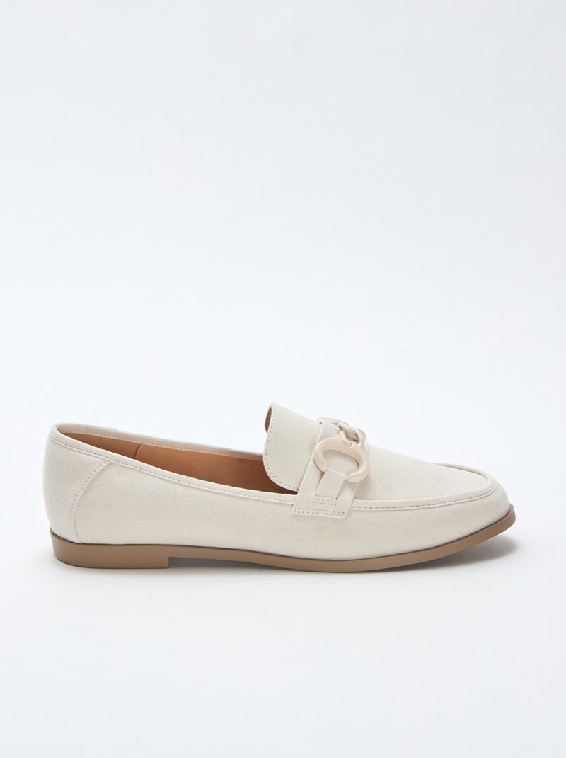Mocassins tipo camurça com bijuteria decorativa na parte superior Bege - Kiabi