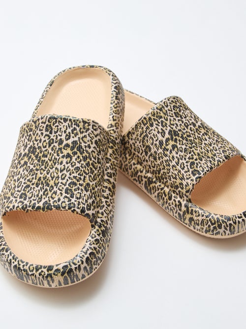 Mule de piscina com estampado de leopardo - Kiabi