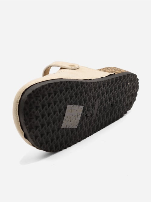 Mules com fivela com tachas - Kiabi