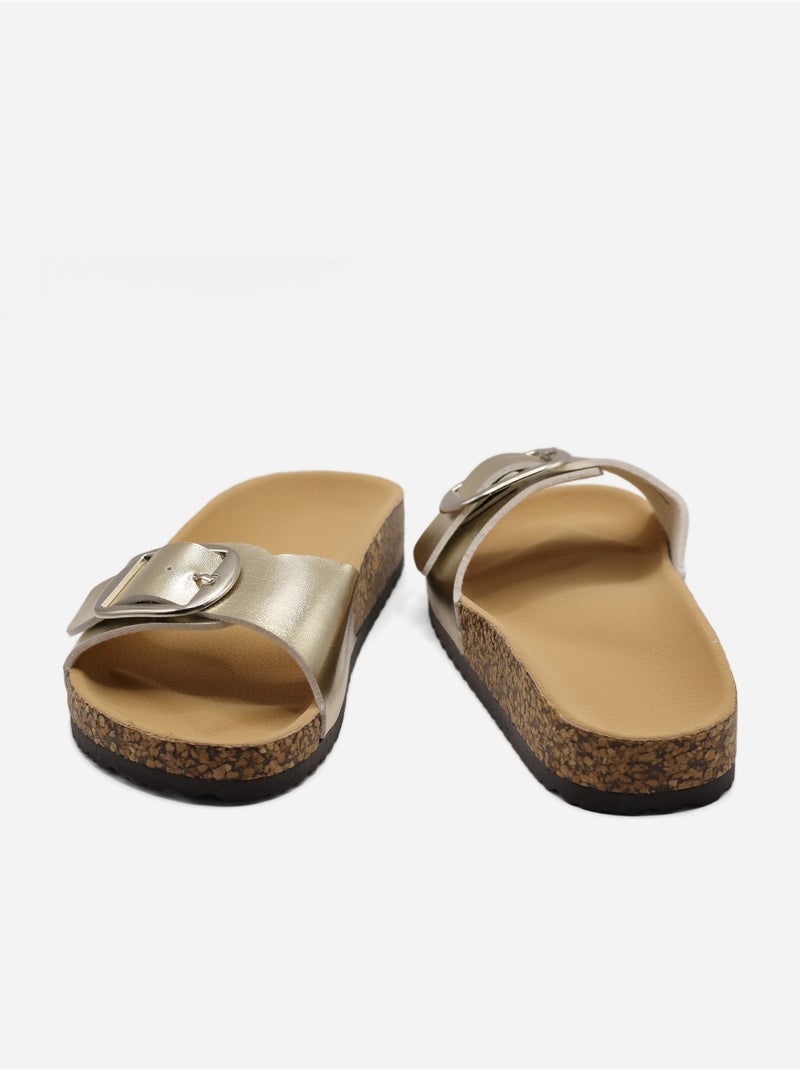 Mules com tira Dourado/Ouro - Kiabi