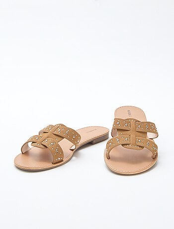 Mules com tira em macramé brilhante