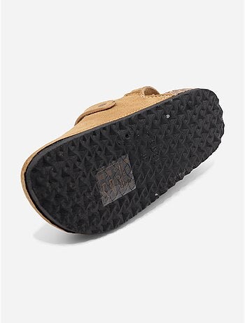 Mules com velcro