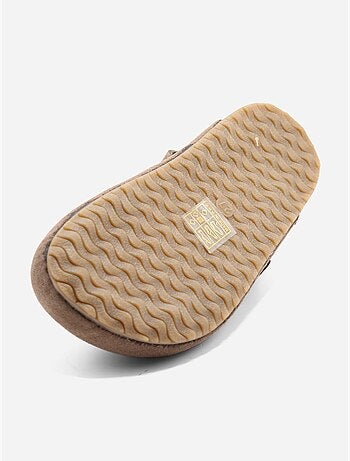 Mules com velcro