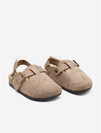 Mules com velcro