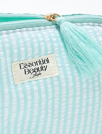 Necessaire estampada com zíper