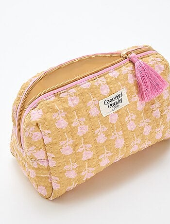 Necessaire estampada e com zíper