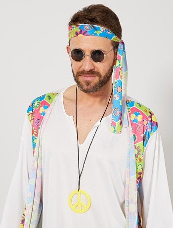 Óculos redondos de fato de hippie