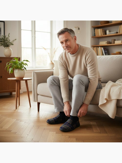 Ozabi chinelos charentaises para homem, forrados, com sola antiderrapante - Kiabi Ozabi chinelos charentaises para homem, forrados, com sola antiderrapante - Kiabi