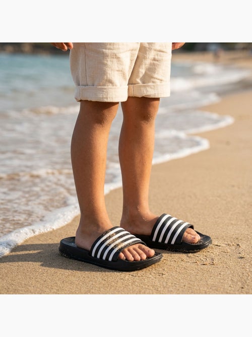 Pack 2 Pares Chinelas Criança EVA Antiderrapante OZABI - Kiabi Pack 2 Pares Chinelas Criança EVA Antiderrapante OZABI - Kiabi