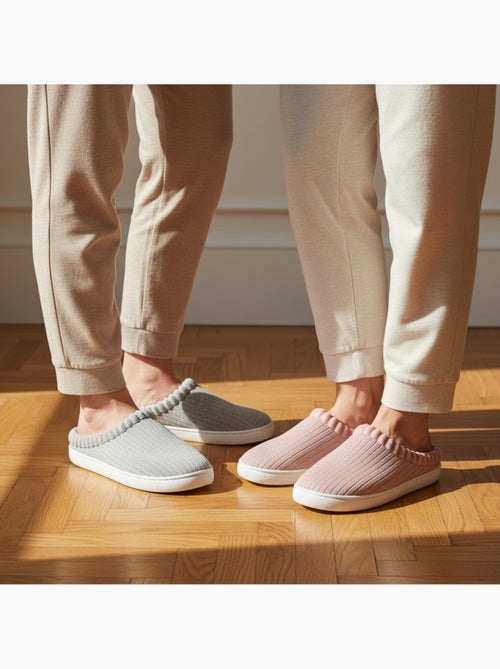 Pack 2 pares mules mulher tricô canelado com lantejoulas falsa pele - Kiabi Pack 2 pares mules mulher tricô canelado com lantejoulas falsa pele - Kiabi