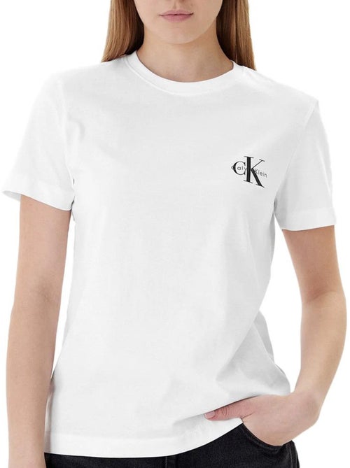 Pack 2 T-Shirts Calvin Klein Jeans Monologo para Mulher Cinzento/Branco - Kiabi Pack 2 T-Shirts Calvin Klein Jeans Monologo para Mulher Cinzento/Branco - Kiabi