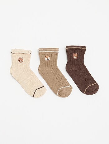 Pack de 3 pares de meias de cano médio com bordado fantasia