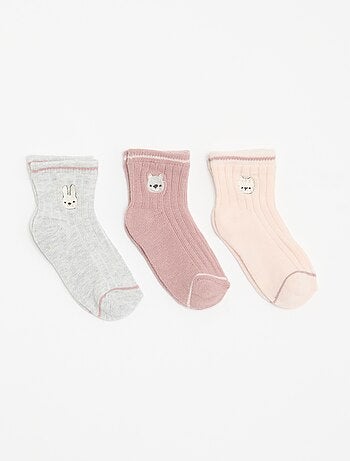 Pack de 3 pares de meias de cano médio com bordado fantasia