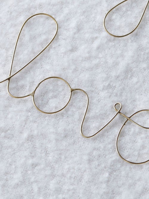 Palavra em fio de latão dourado "love - Kiabi