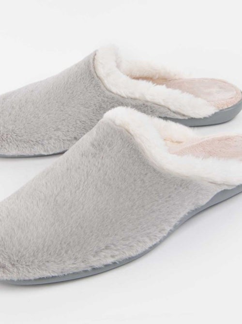 Pantufa Tecido Montevita - Kiabi Pantufa Tecido Montevita - Kiabi