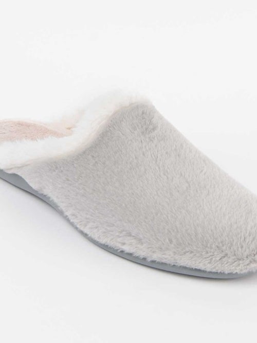 Pantufa Tecido Montevita - Kiabi Pantufa Tecido Montevita - Kiabi