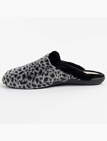 Pantufa tecido montevita