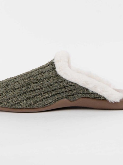 Pantufa Tecido Montevita - Kiabi Pantufa Tecido Montevita - Kiabi