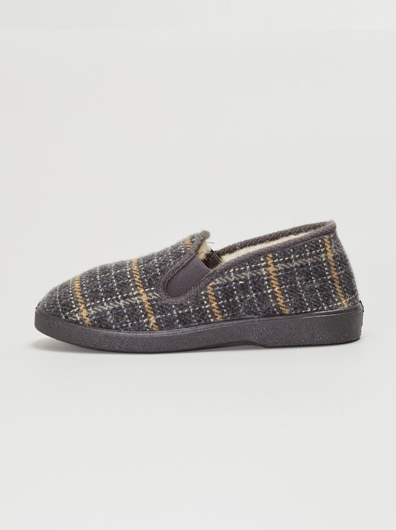 Pantufas aos quadrados Cinza - Kiabi