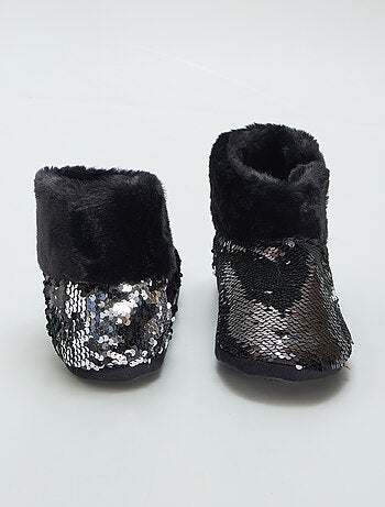 Pantufas bota com lantejoulas