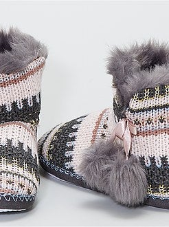 Pantufas bota em tricô - Kiabi