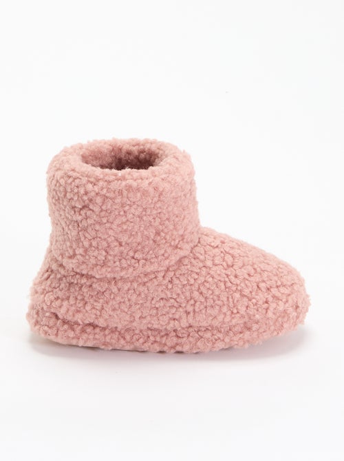 Pantufas botas com efeito carneiro - Kiabi Pantufas botas com efeito carneiro - Kiabi