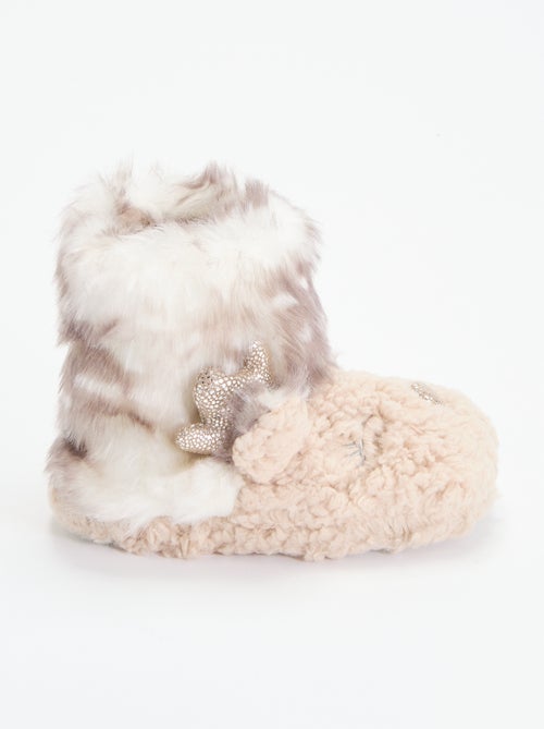Pantufas botim em tecido felpudo 'rena' - Kiabi Pantufas botim em tecido felpudo 'rena' - Kiabi
