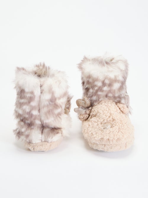 Pantufas botim em tecido felpudo 'rena' - Kiabi Pantufas botim em tecido felpudo 'rena' - Kiabi