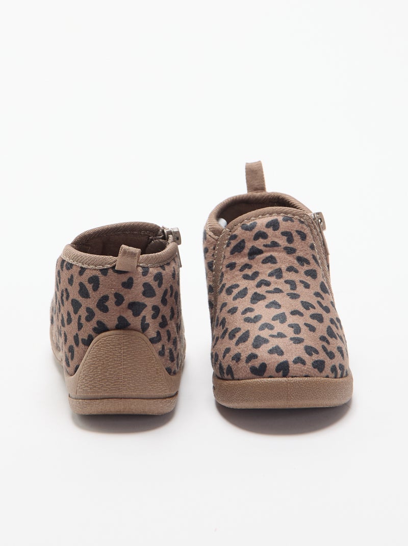 Pantufas botim estampadas Castanho - Kiabi