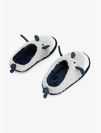 Pantufas botinha infantis shark com detalhe bordado penti