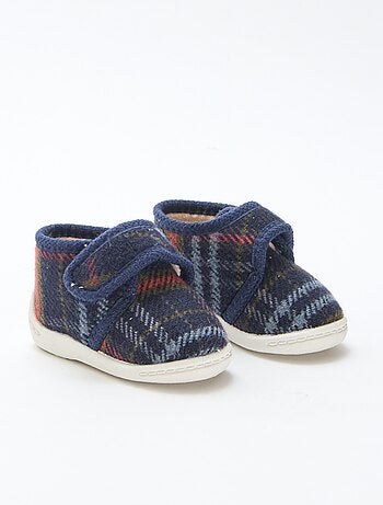 Pantufas Botinhas Forradas com Velcro