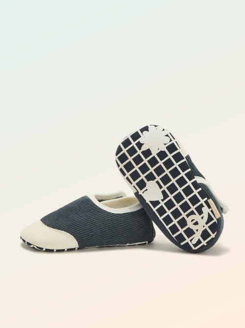 Pantufas caneladas com fecho de velcro - 'Kitchoun' - Kiabi Pantufas caneladas com fecho de velcro - 'Kitchoun' - Kiabi