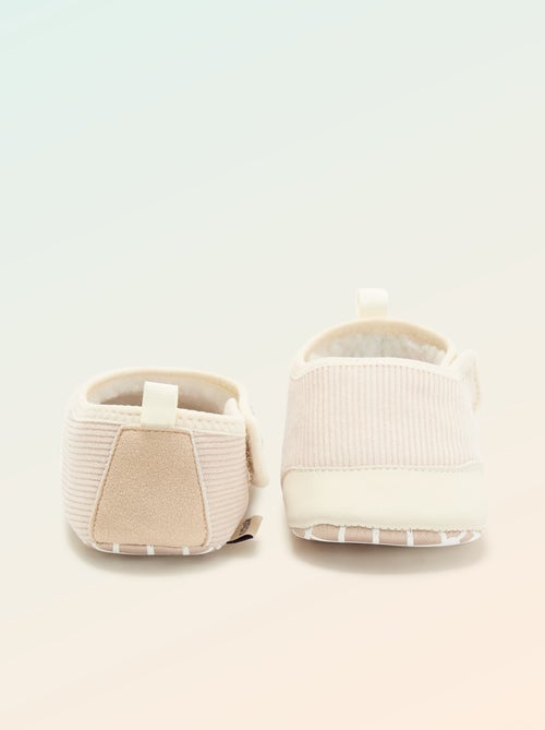 Pantufas caneladas com fecho de velcro - 'Kitchoun' - Kiabi Pantufas caneladas com fecho de velcro - 'Kitchoun' - Kiabi