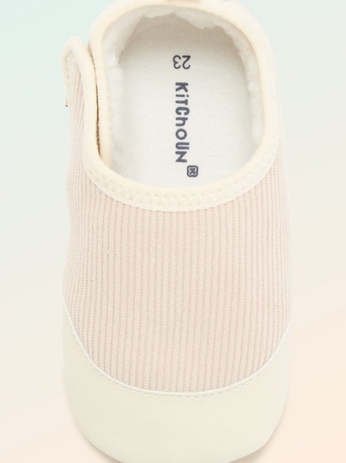 Pantufas caneladas com fecho de velcro - 'Kitchoun' - Kiabi Pantufas caneladas com fecho de velcro - 'Kitchoun' - Kiabi