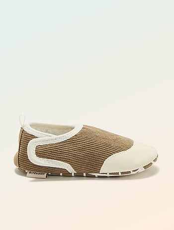 Kitchoun - Pantufas caneladas com fecho de velcro