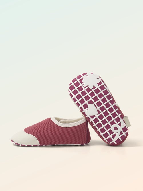 Pantufas caneladas com fecho de velcro - 'Kitchoun' - Kiabi