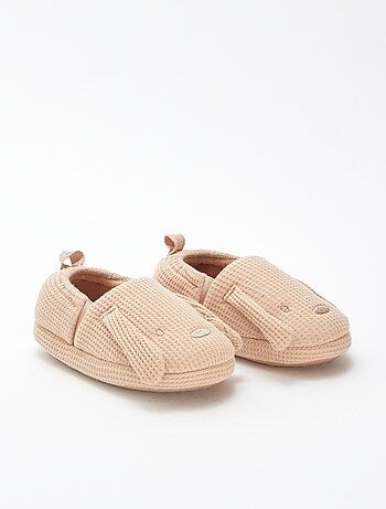 Pantufas com coelhos
