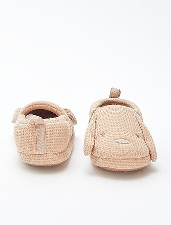 Pantufas com coelhos