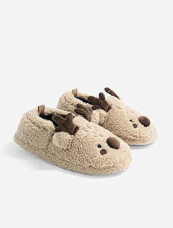 Pantufas com efeito de carneira