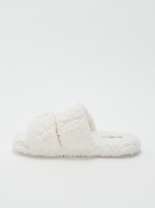 Pantufas com tira dupla forradas - Kiabi