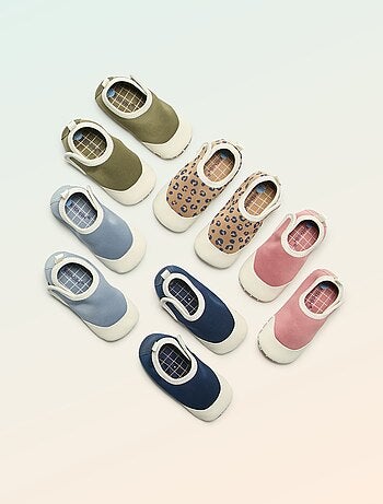 Pantufas de motricidade 2 'para gatinhar' - Kitchoun