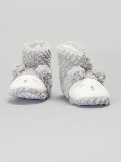 Pantufas em forma de bota 'ovelhas' - Kiabi