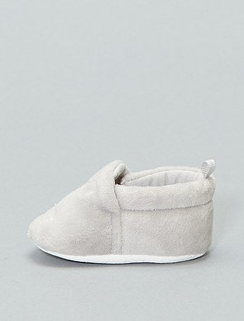Pantufas em ratina - Kiabi