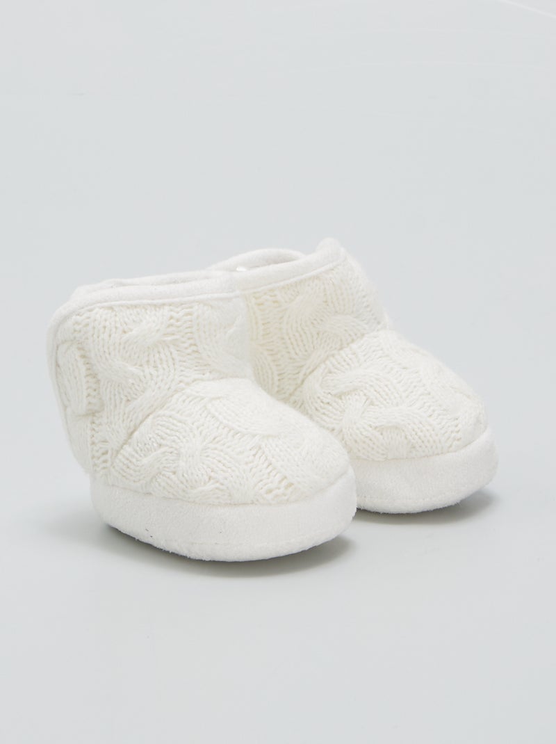 Pantufas em tricô BEGE - Kiabi