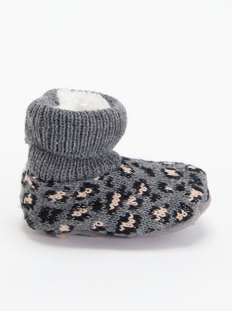 Pantufas forradas com padrão Cinza - Kiabi