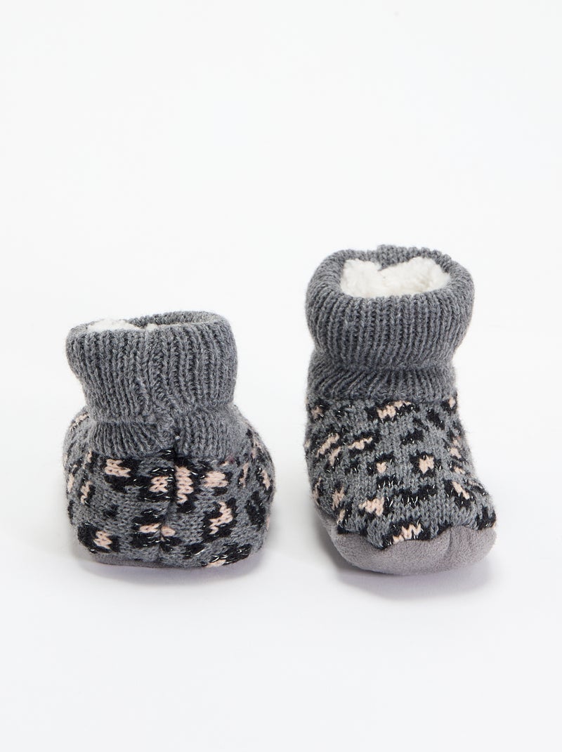 Pantufas forradas com padrão Cinza - Kiabi
