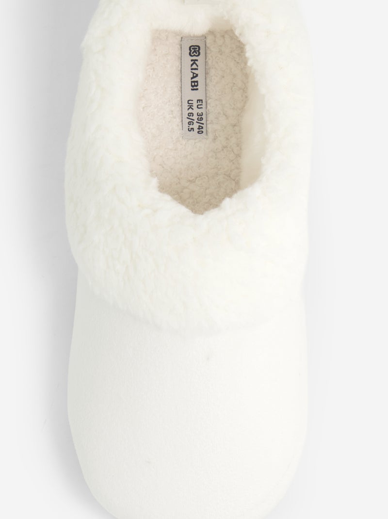 Pantufas forradas tipo botim baixo Bege - Kiabi