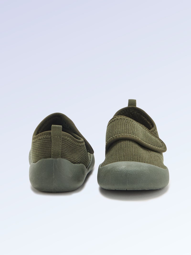 Pantufas 'Kitchoun' macias forradas barefoot Caqui - Kiabi