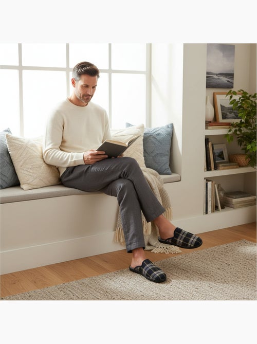 Pantufas mules para homem ozabi fabricadas em espanha, gáspea jacquard xadrez escocês - Kiabi Pantufas mules para homem ozabi fabricadas em espanha, gáspea jacquard xadrez escocês - Kiabi