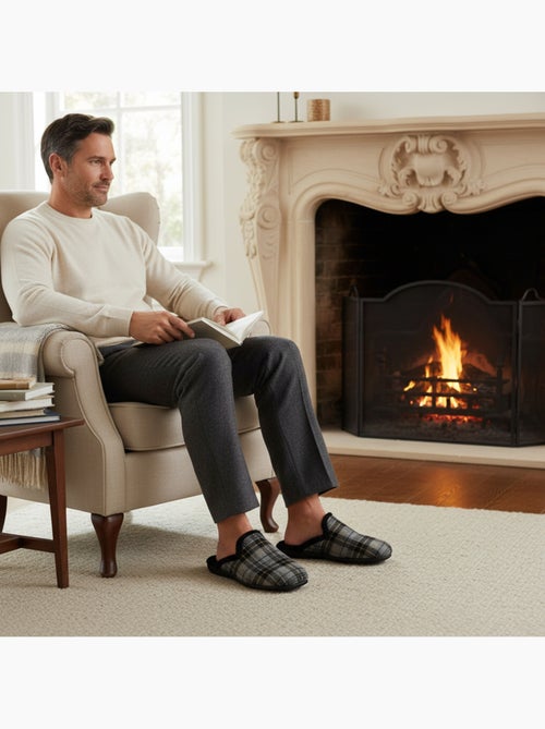 Pantufas mules para homem ozabi fabricadas em espanha, gáspea jacquard xadrez escocês - Kiabi Pantufas mules para homem ozabi fabricadas em espanha, gáspea jacquard xadrez escocês - Kiabi